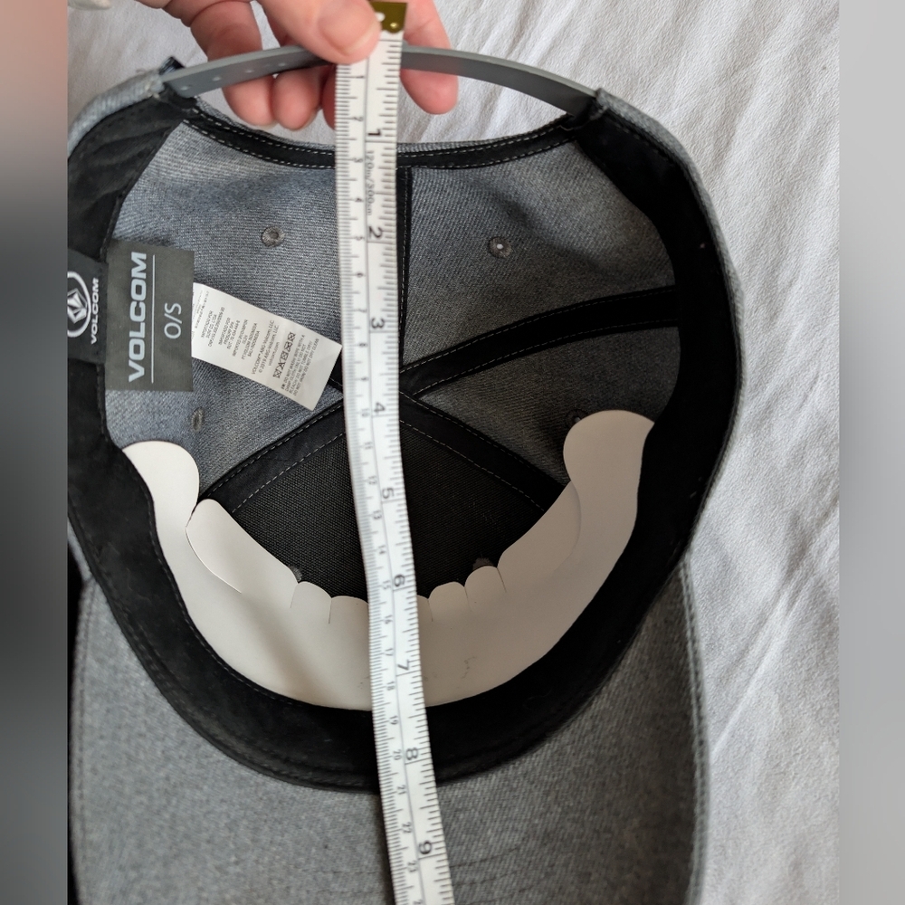 Volcom Emboss Stone Flex Fit Cap OS - Picture 12 of 12